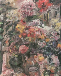 Stilleben med krysantemum og amaryllis